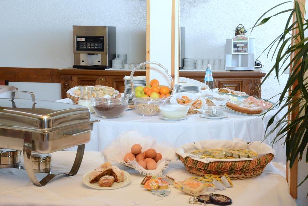 Savoia Hotel Passo del Tonale Ngoại thất bức ảnh