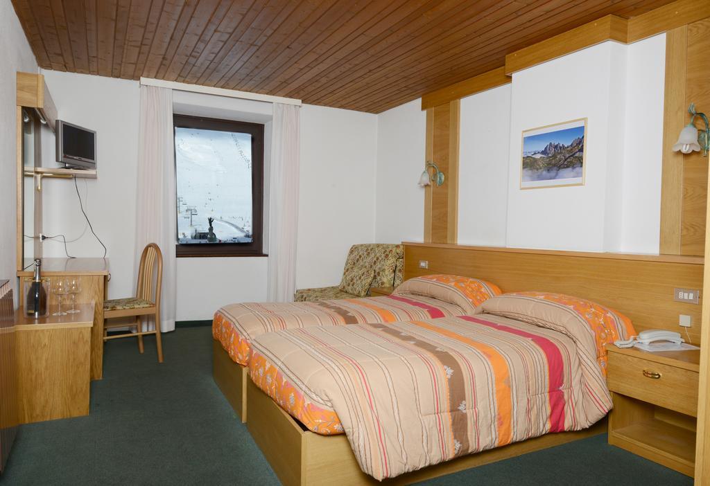 Savoia Hotel Passo del Tonale Phòng bức ảnh