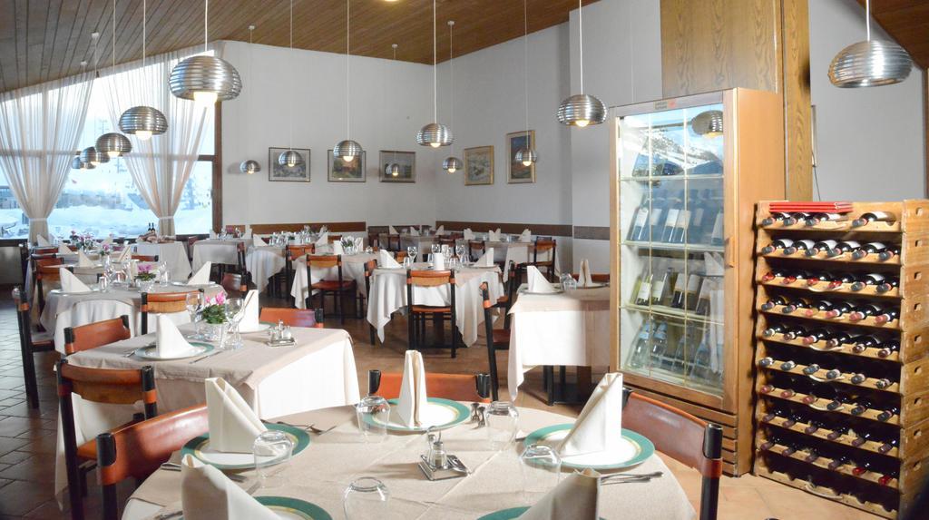 Savoia Hotel Passo del Tonale Ngoại thất bức ảnh